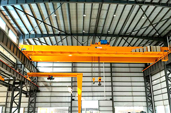 江蘇南通雙梁起重機(jī)+半門式起重機(jī)